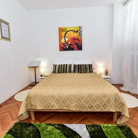Maya 305 Appartamento Zara
