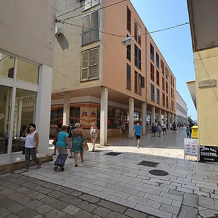 Maya 305 Appartement Zadar